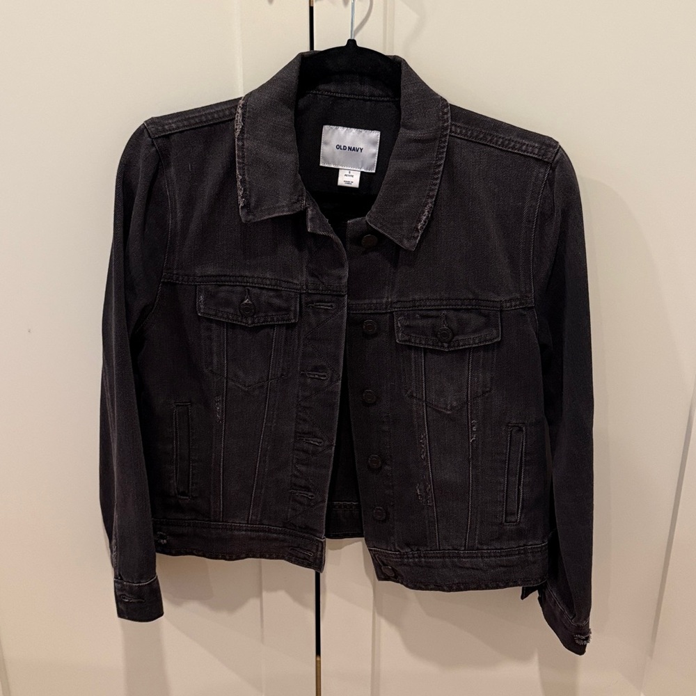 Old Navy Charcoal Denim Jacket Petite